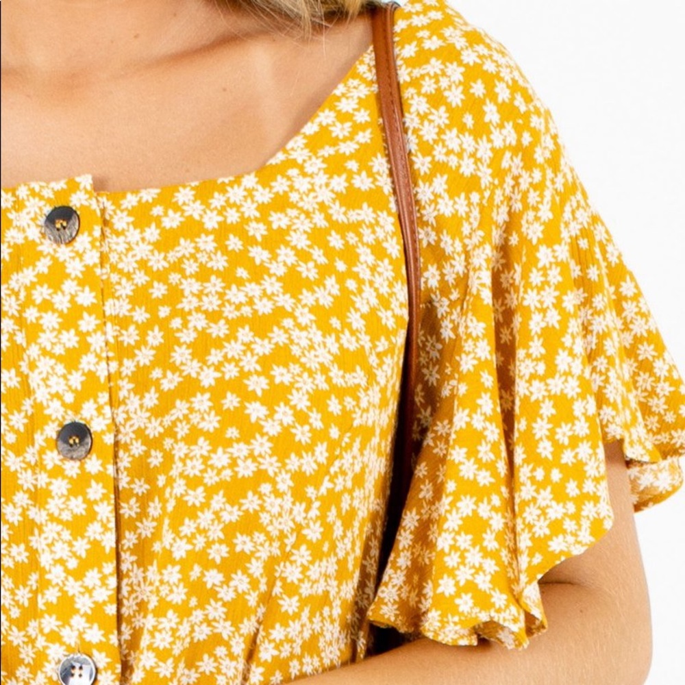 (8 for $20) 💛JODIFL Sweetheart Blouse